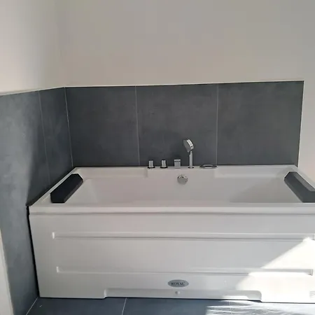 Da Zoe Fontanavecchia 招待所